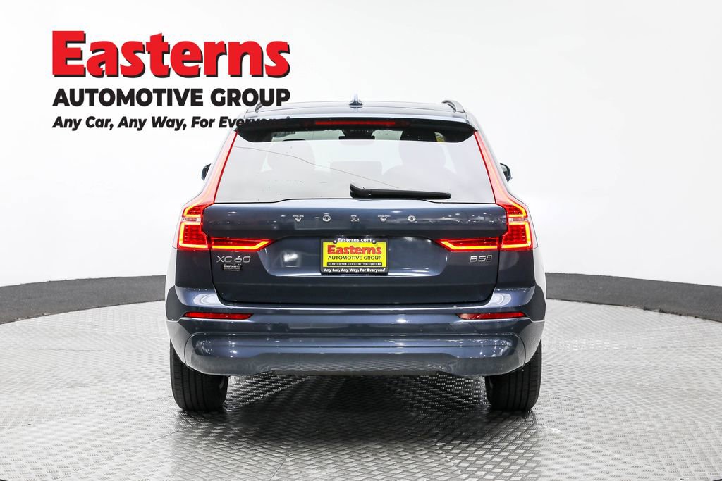 Used 2023 Volvo XC60 B5 Core image 6