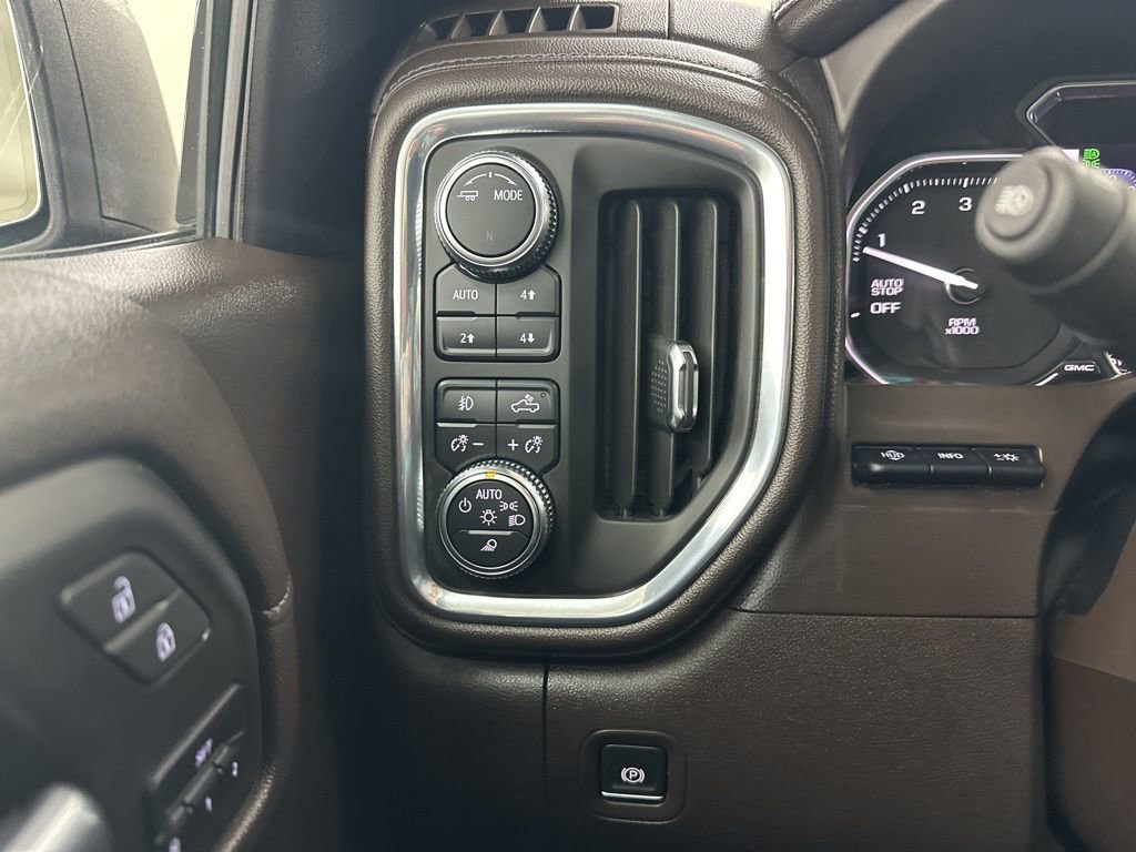 Certified 2021 GMC Sierra 1500 Denali w/ Technology Package image 38