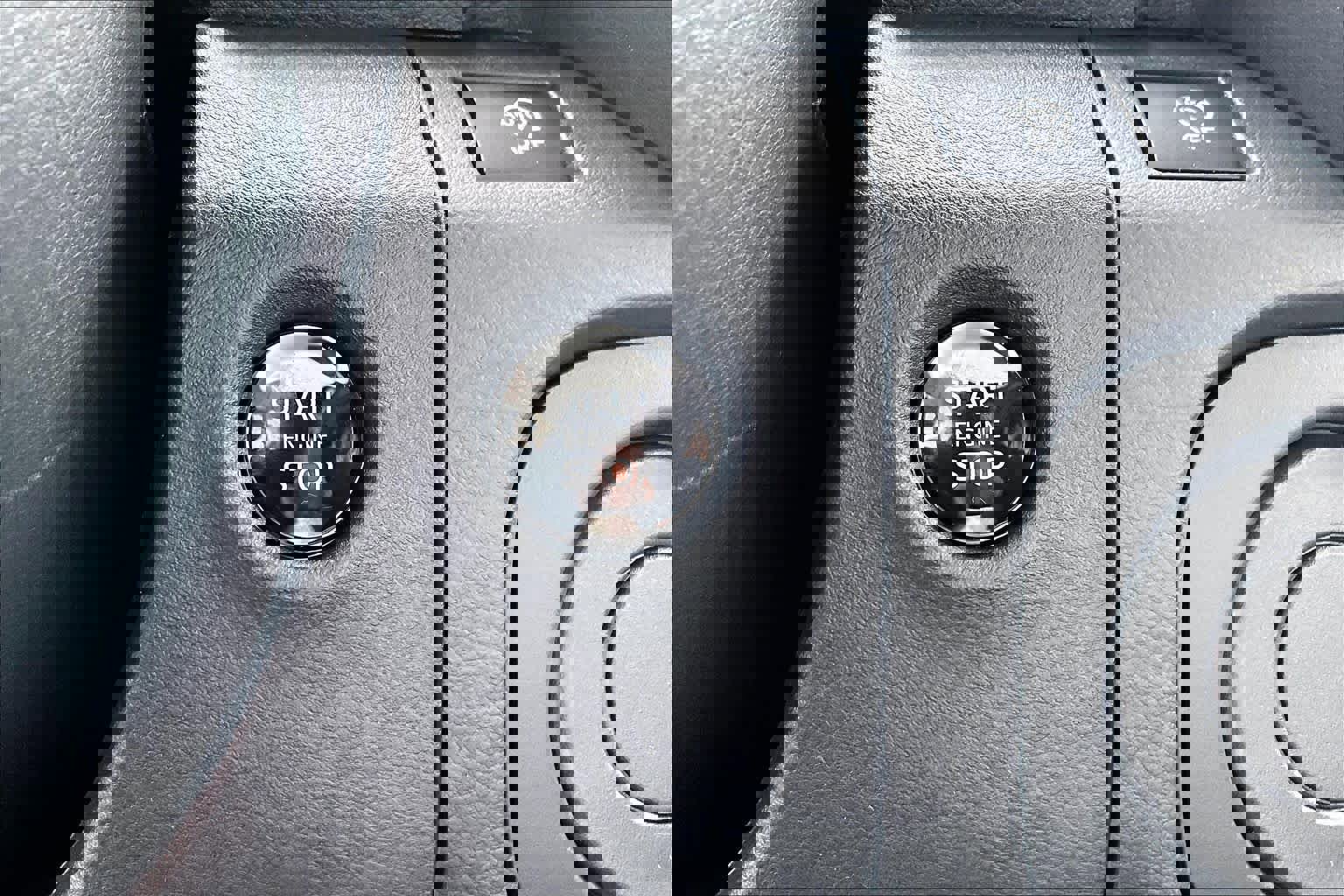 New 2026 Nissan Frontier S image 13