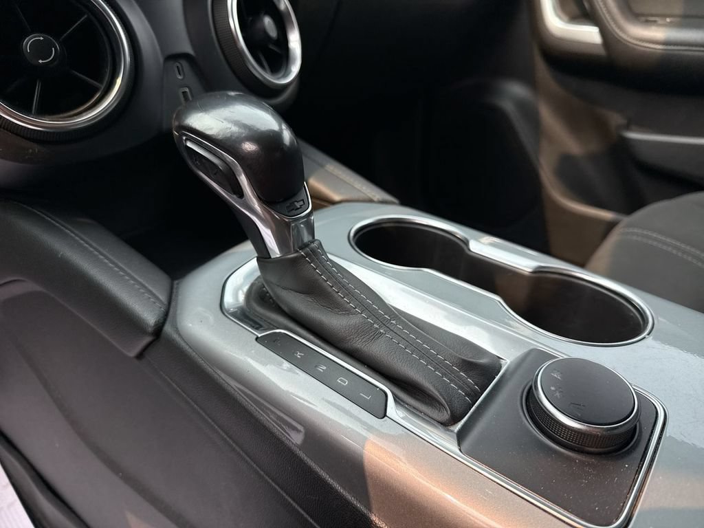 Used 2020 Chevrolet Blazer LT w/ LPO, Floor Liner Package FWD image 12