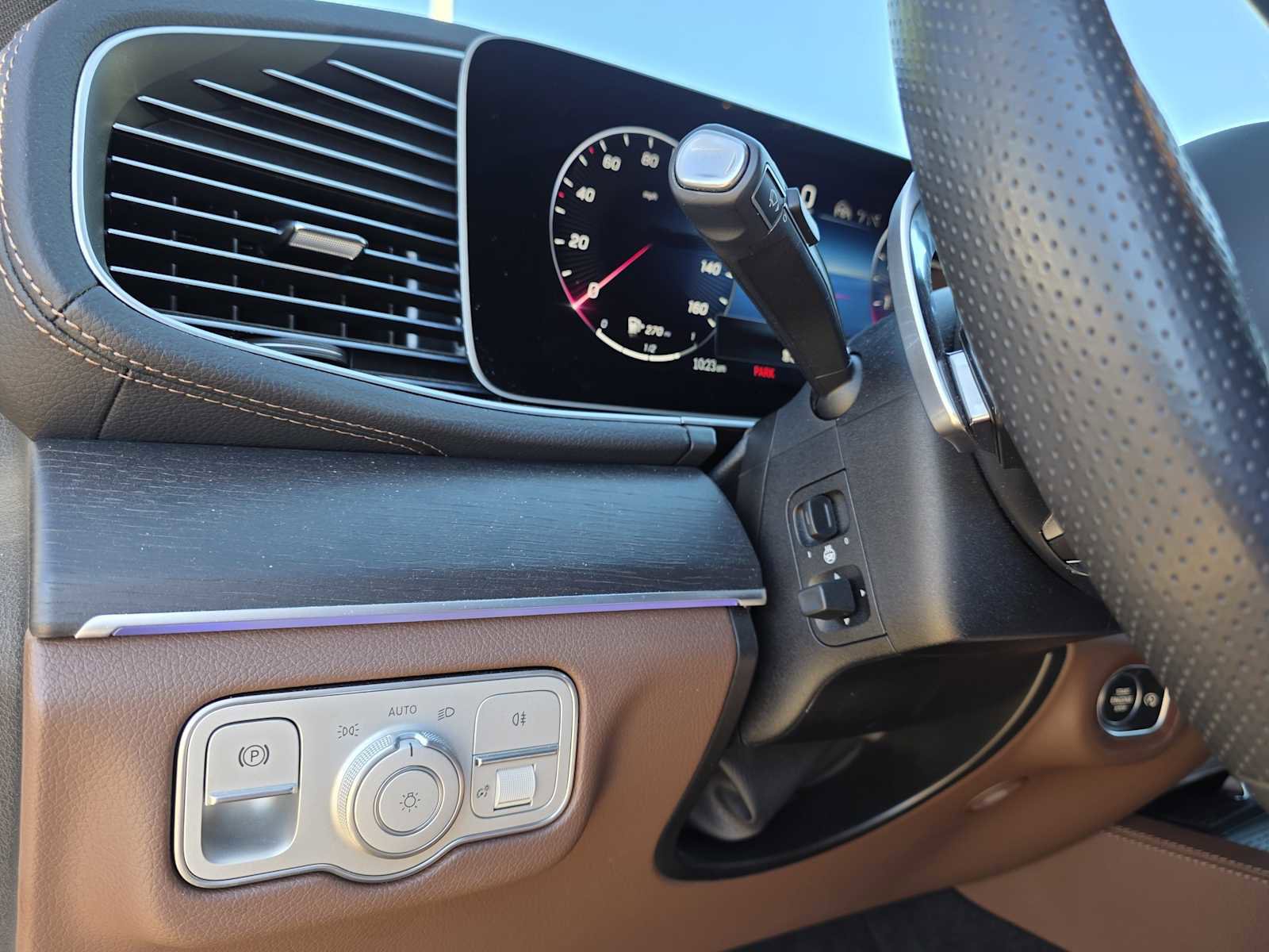 Used 2024 Mercedes-Benz GLS 450 4MATIC image 18