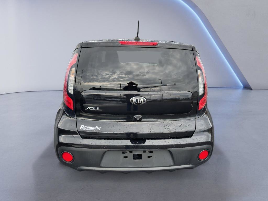 Used 2017 Kia Soul w/ Convenience Package image 3