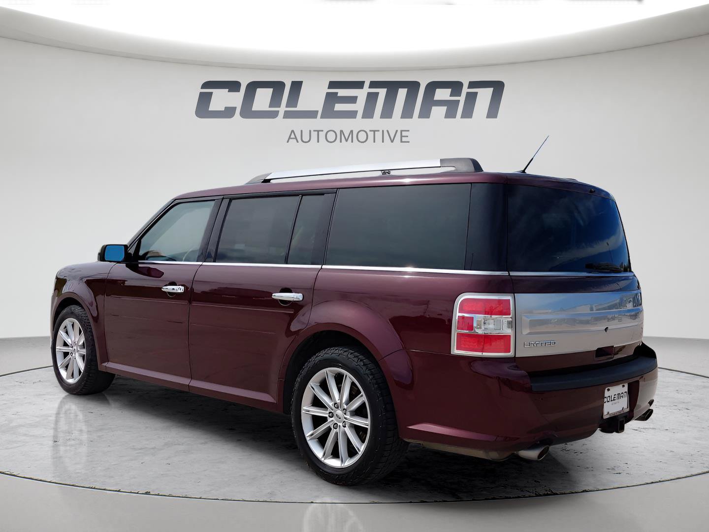 Used 2018 Ford Flex Limited w/ Equipment Group 301A AWD/4WD image 3