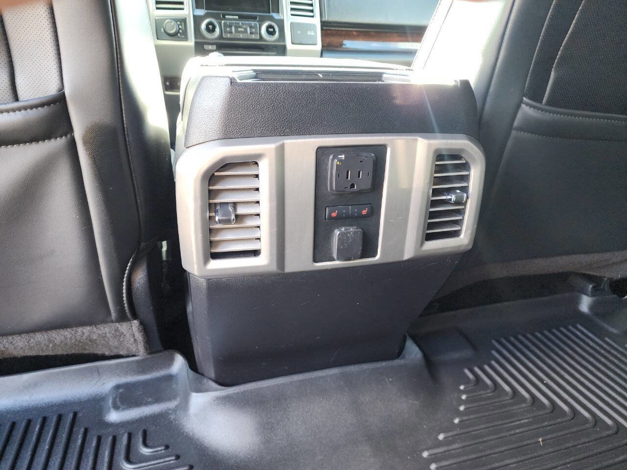 Used 2015 Ford F150 Platinum w/ Max Trailer Tow Package image 25