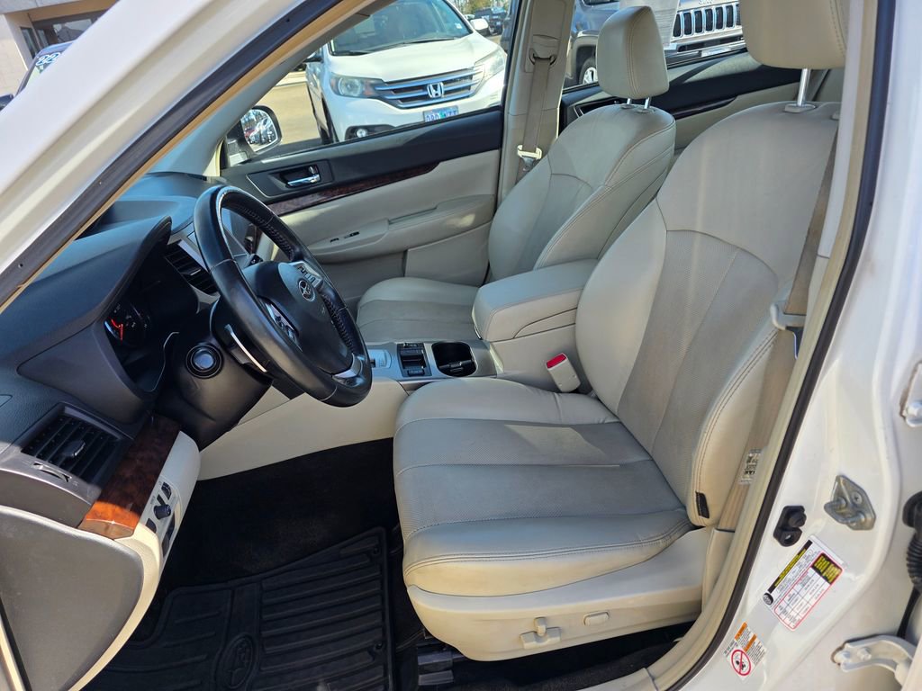 Used 2013 Subaru Legacy 2.5i Limited image 4