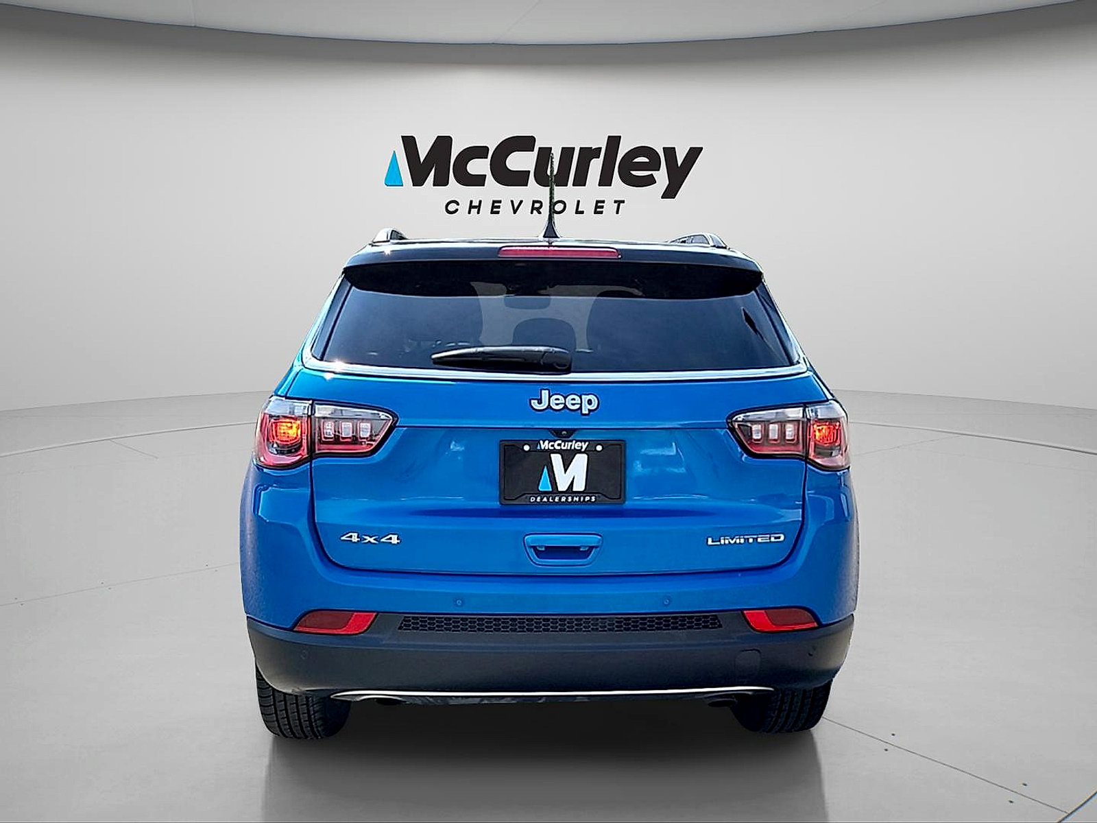 Used 2023 Jeep Compass Limited AWD/4WD image 6