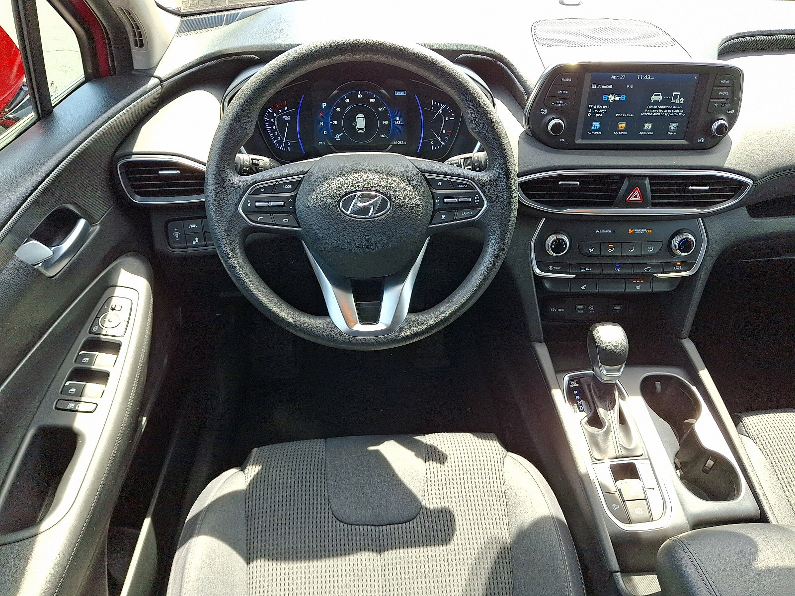 Used 2019 Hyundai Santa Fe SEL AWD/4WD image 11