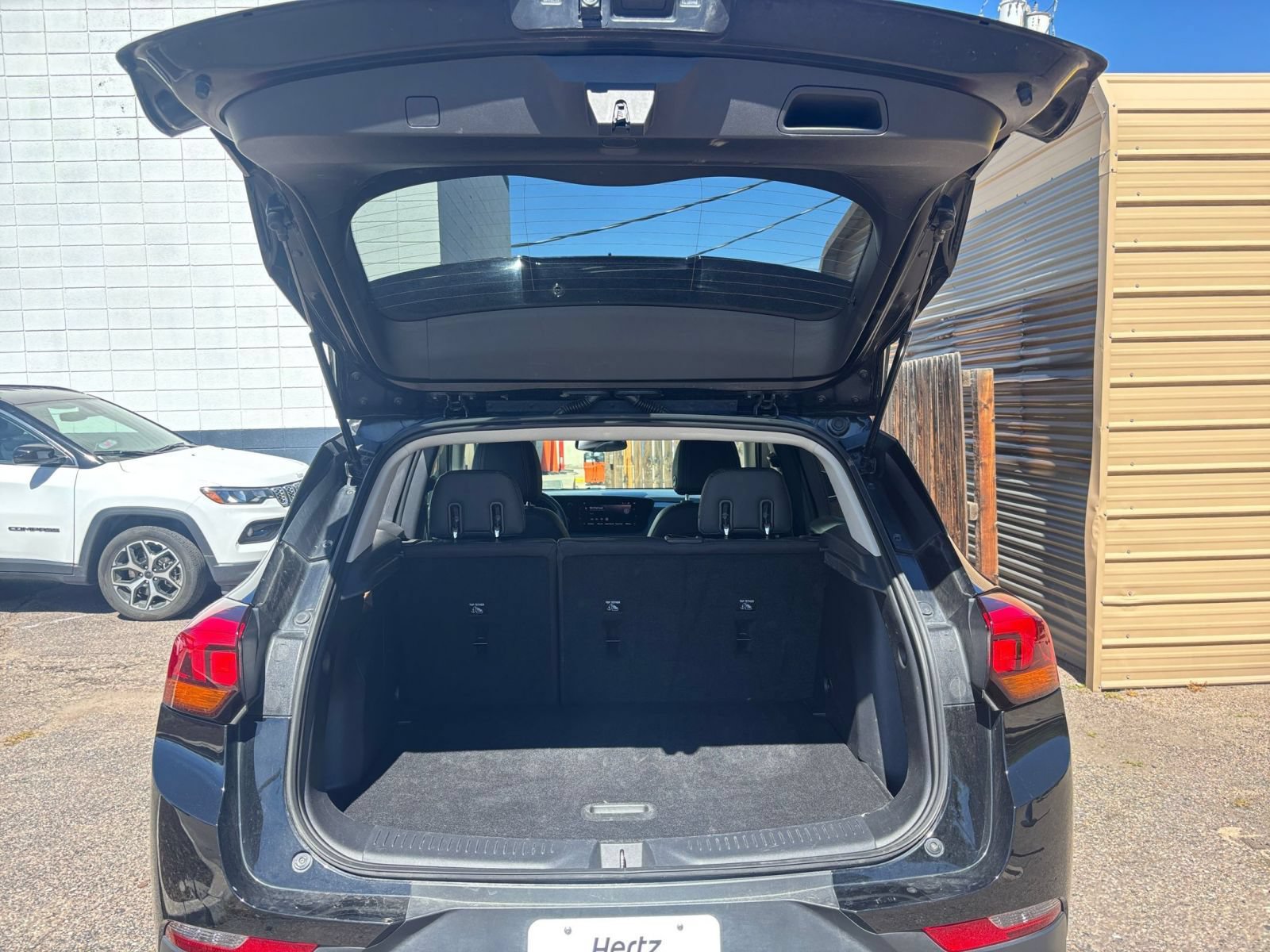 Used 2025 Buick Encore GX Preferred AWD/4WD image 27