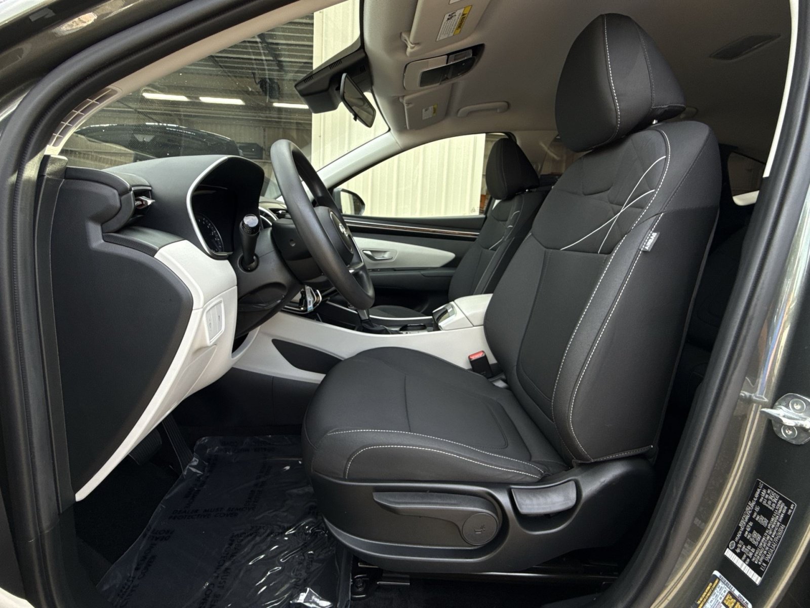 Certified 2023 Hyundai Tucson SE FWD image 13