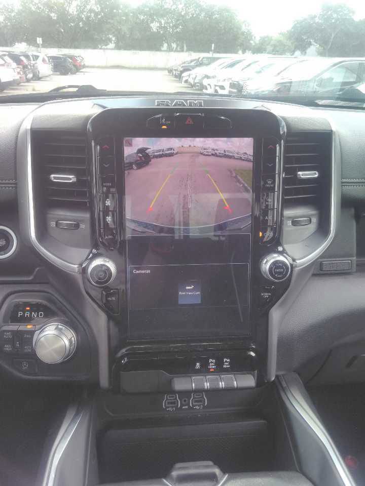 Used 2026 RAM 1500 Laramie AWD/4WD image 7
