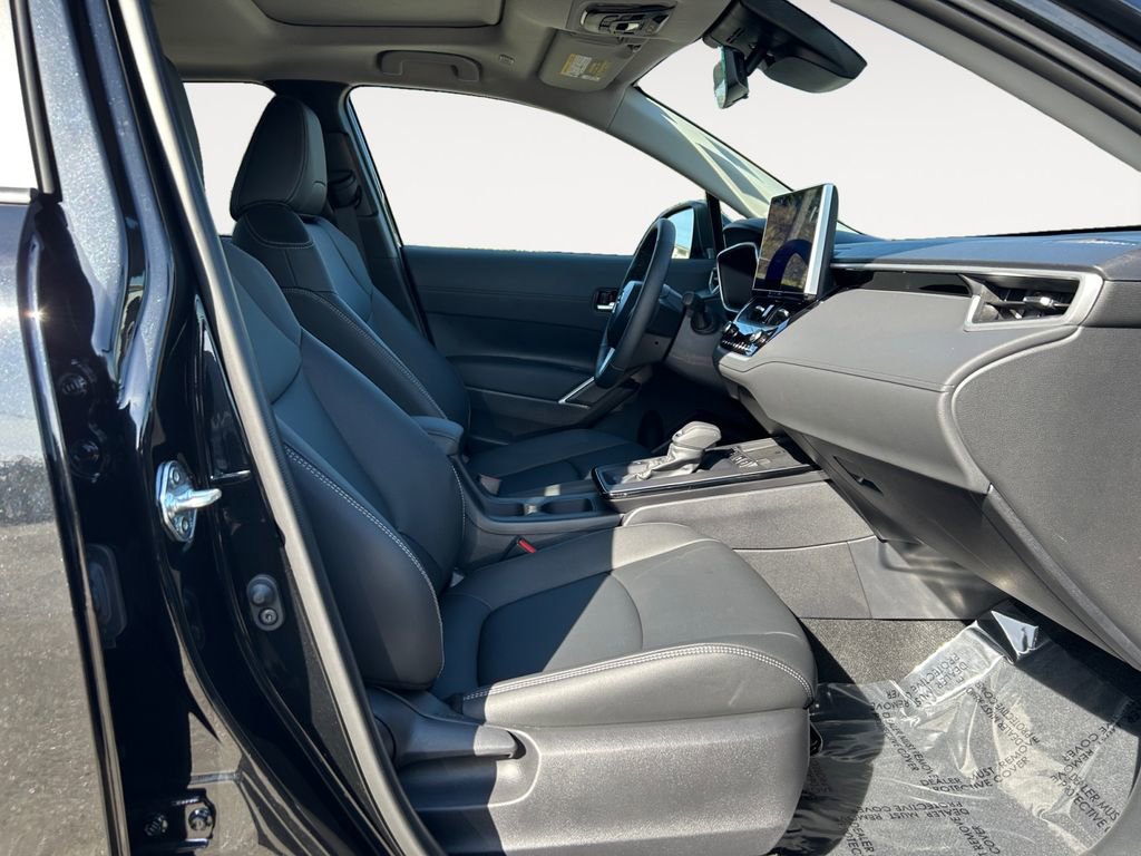 Used 2026 Toyota Corolla Cross XLE w/ Convenience Package image 10