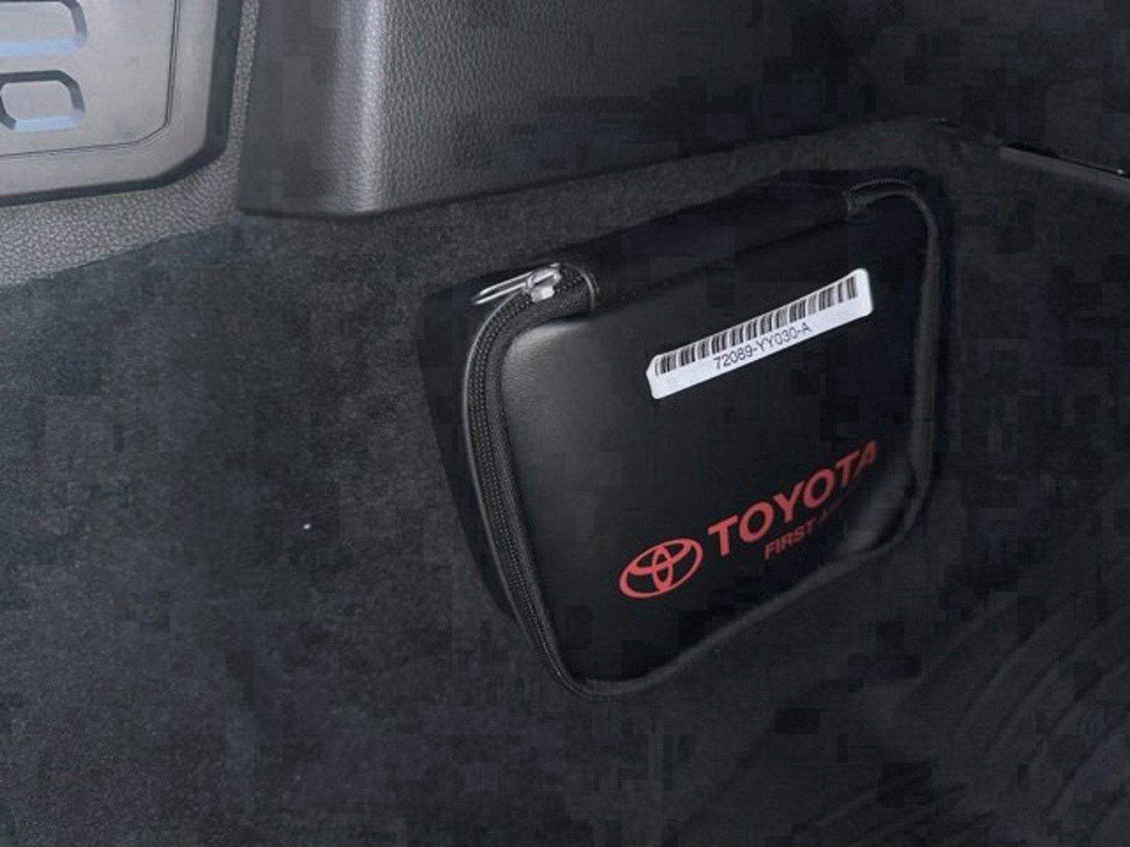 New 2025 Toyota Tacoma TRD Off-Road image 18