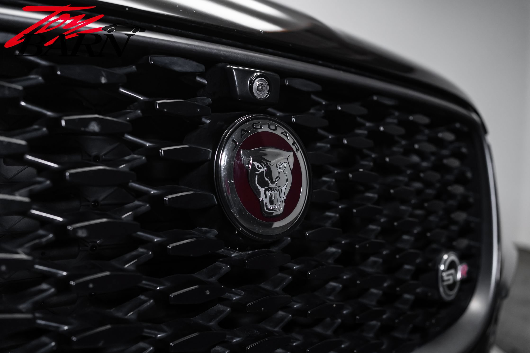 Used 2021 Jaguar F-PACE SVR AWD/4WD image 14