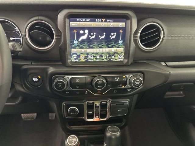 Used 2023 Jeep Wrangler Unlimited Sahara image 20