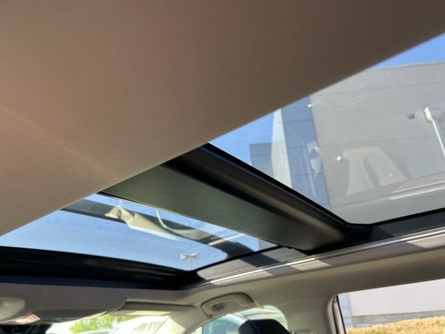 Used 2024 Toyota RAV4 Limited w/ Advanced Technology Package image 12