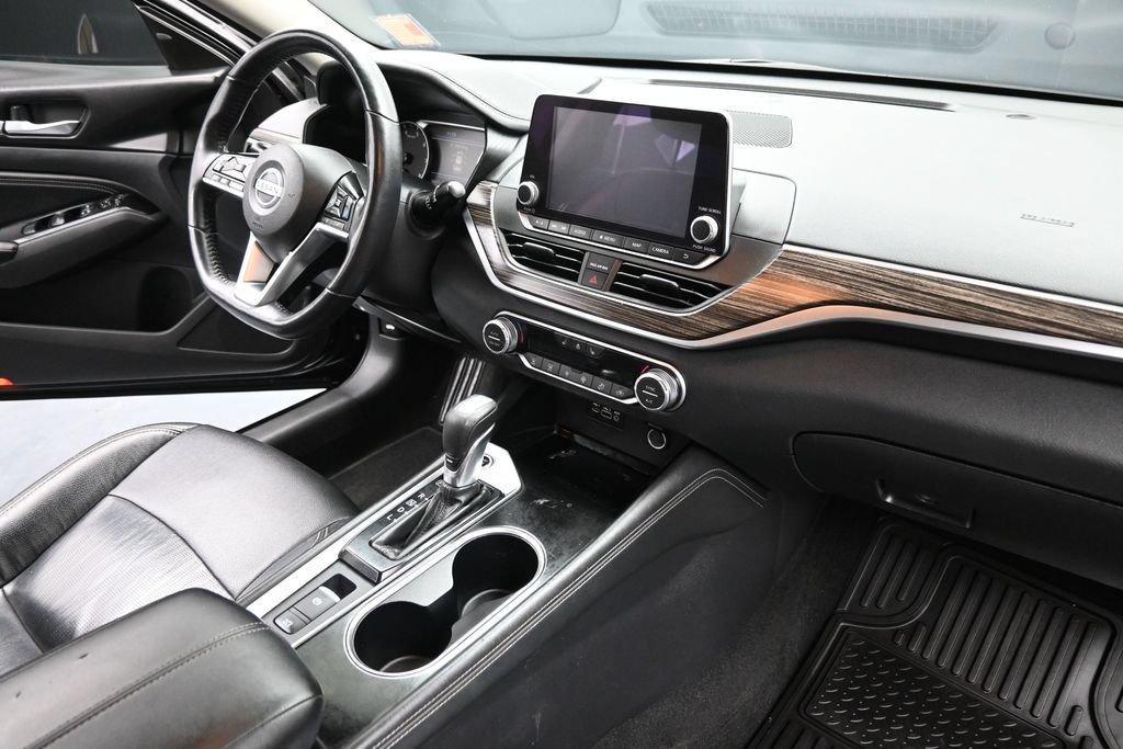 Used 2020 Nissan Altima 2.5 SL FWD image 30