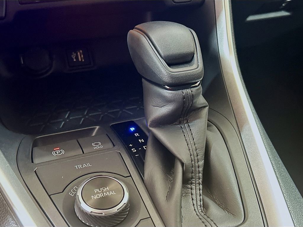 New 2025 Toyota RAV4 LE AWD/4WD image 16