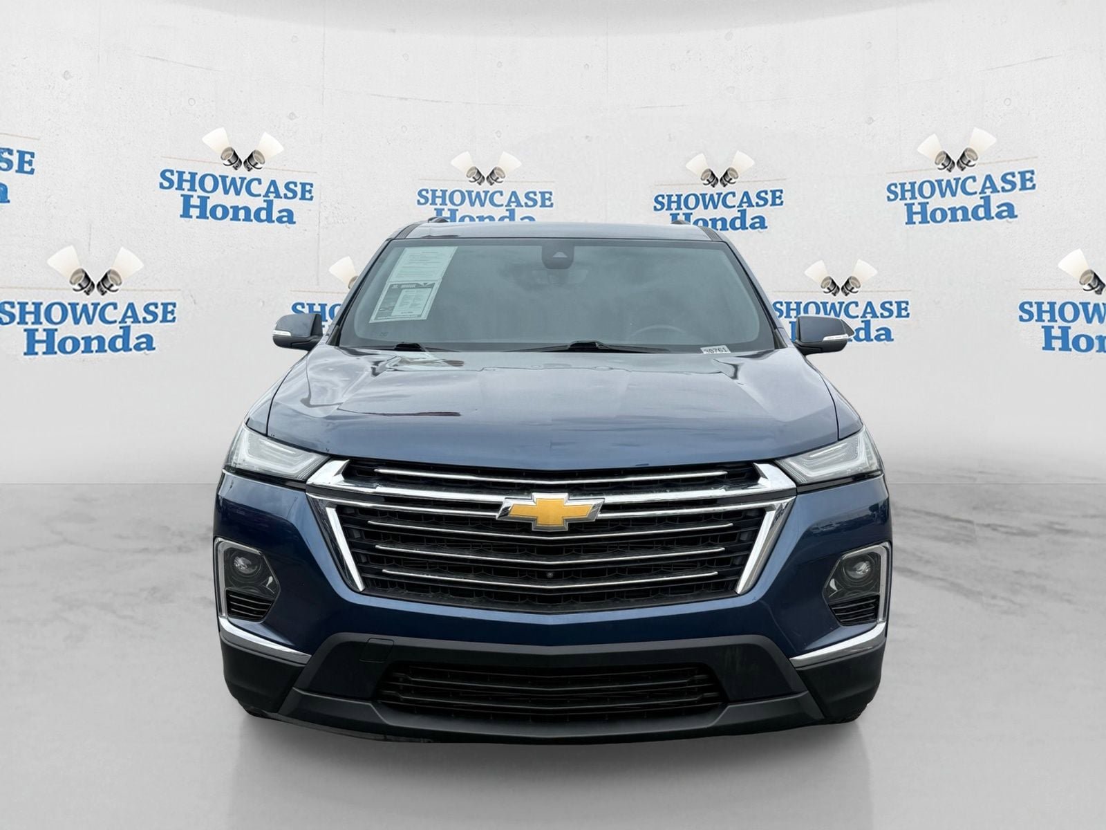 Used 2023 Chevrolet Traverse LT w/ LT Premium Package image 6