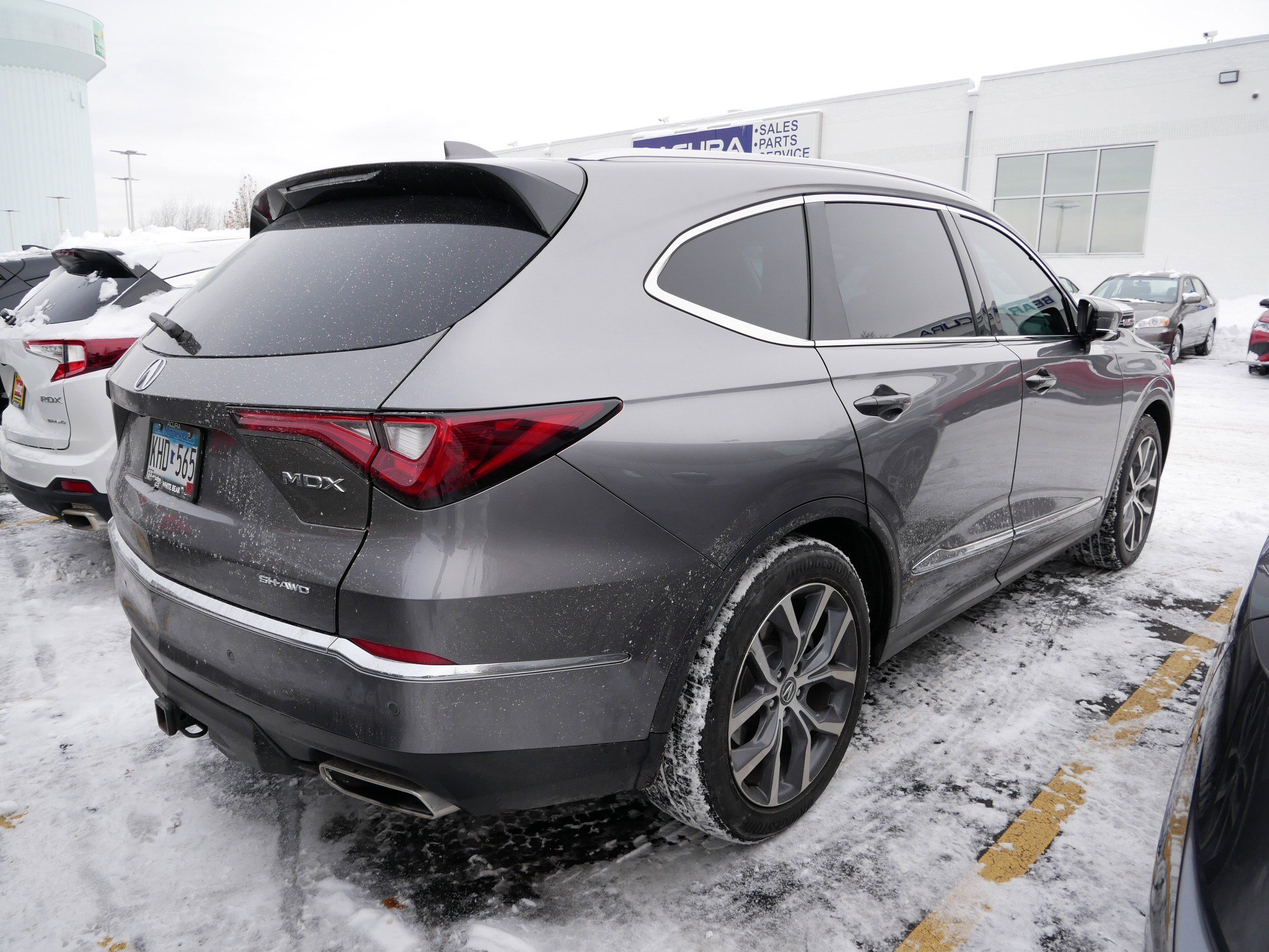 Used 2023 Acura MDX SH-AWD w/ Technology Package image 5