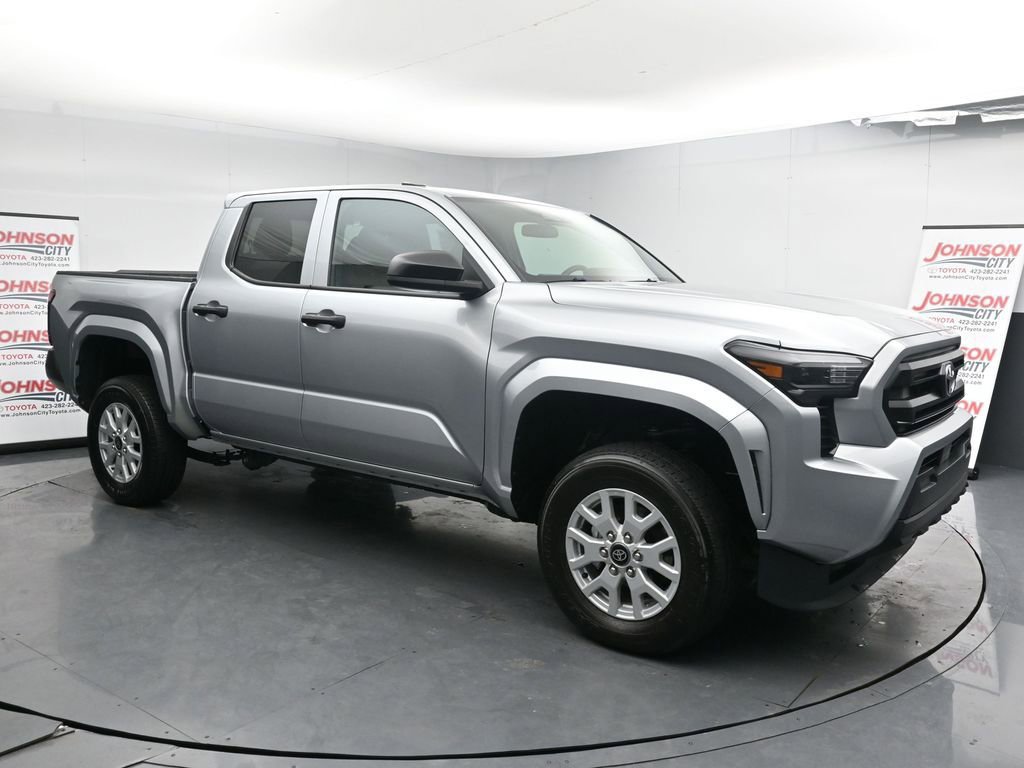 Used 2025 Toyota Tacoma SR video 2