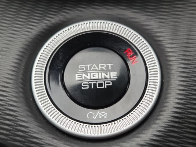 Used 2024 Jeep Grand Cherokee Altitude AWD/4WD image 35