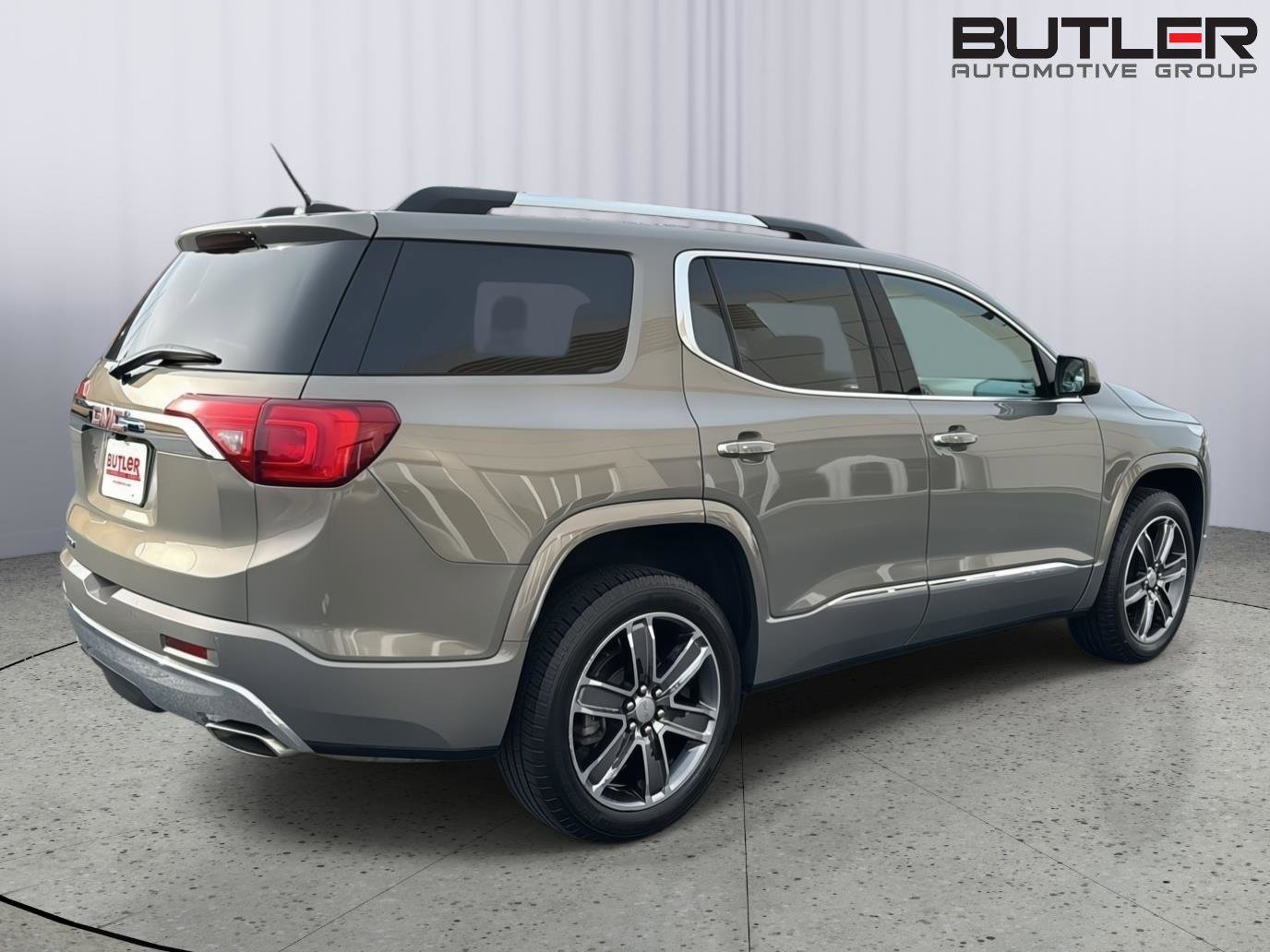 Used 2019 GMC Acadia Denali w/ Technology Package image 5