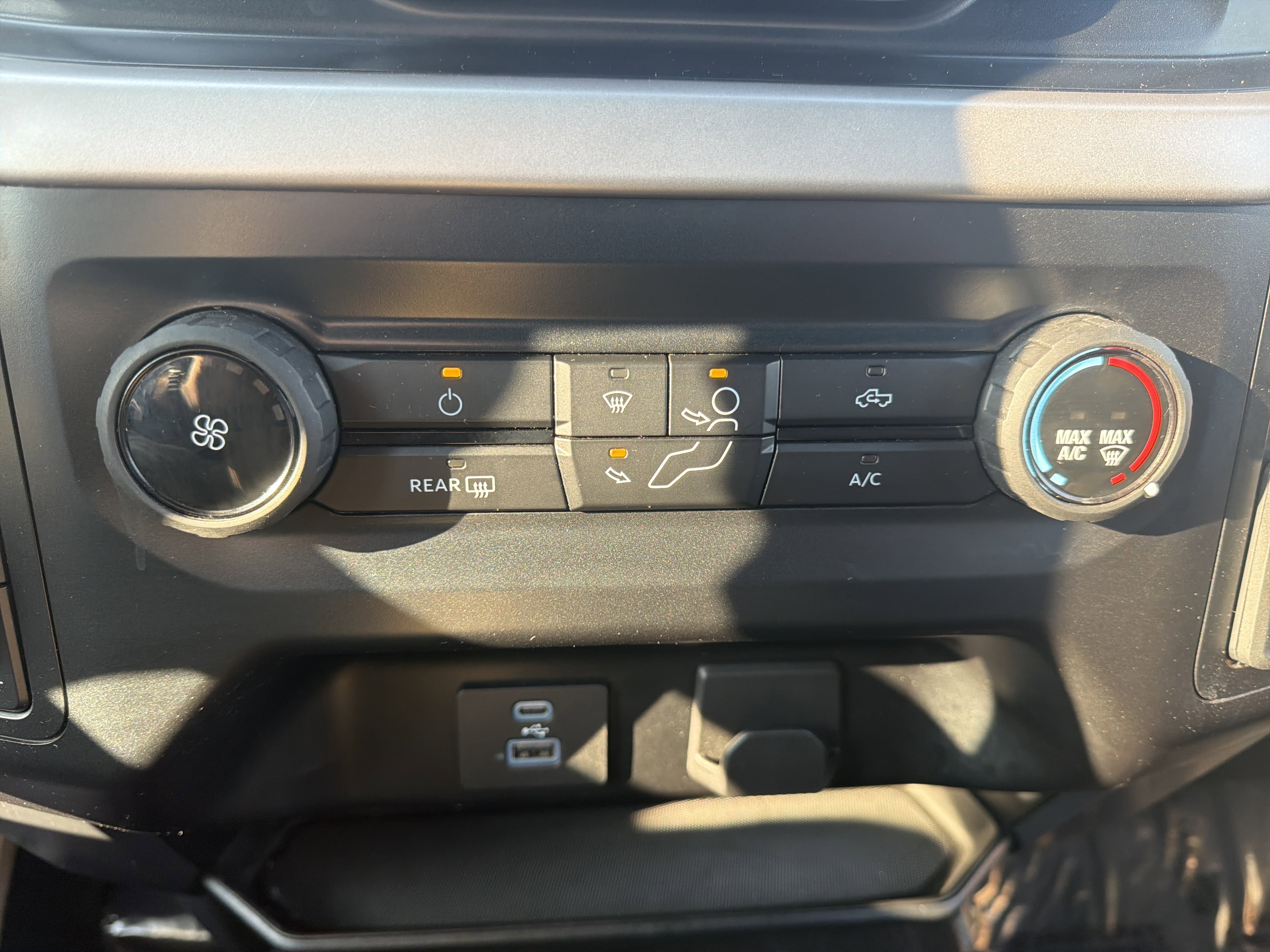 Used 2023 Ford F150 XLT image 28