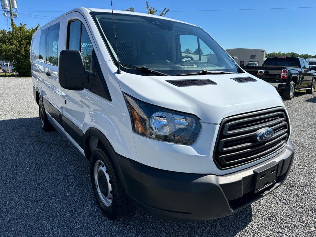 Used 2019 Ford Transit 250 130 Low Roof RWD image 4