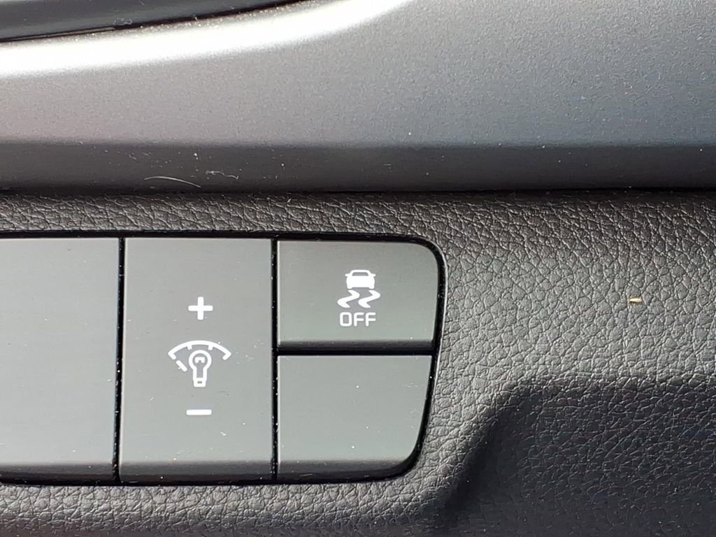 Used 2021 Kia Rio S image 17