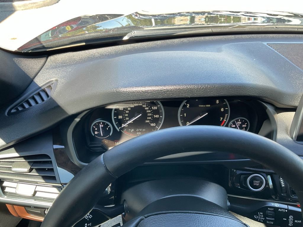 Used 2017 BMW X5 xDrive40e image 25