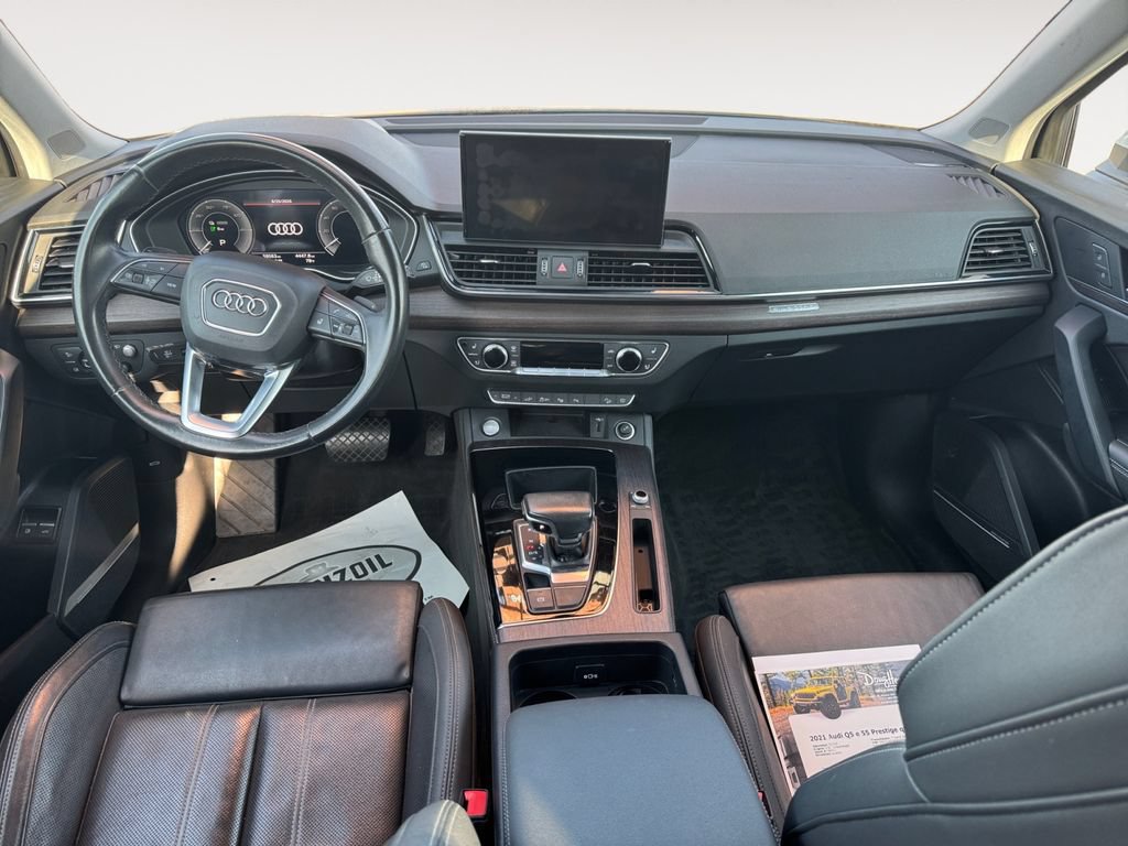 Used 2021 Audi Q5 e Prestige AWD/4WD image 10