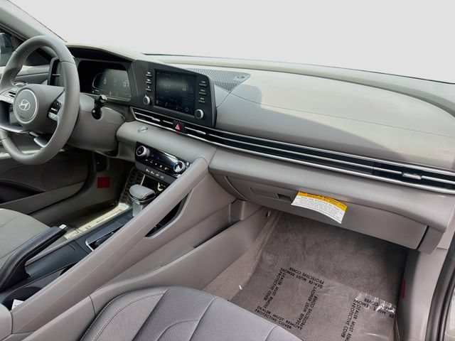 Certified 2026 Hyundai Elantra Sport FWD image 27