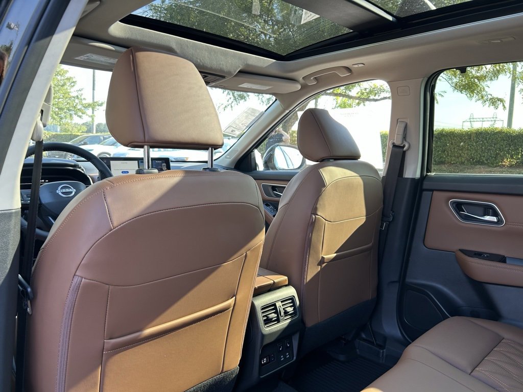 New 2026 Nissan Rogue Platinum image 22