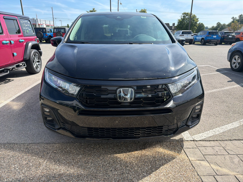 Used 2025 Honda Odyssey Touring video 1