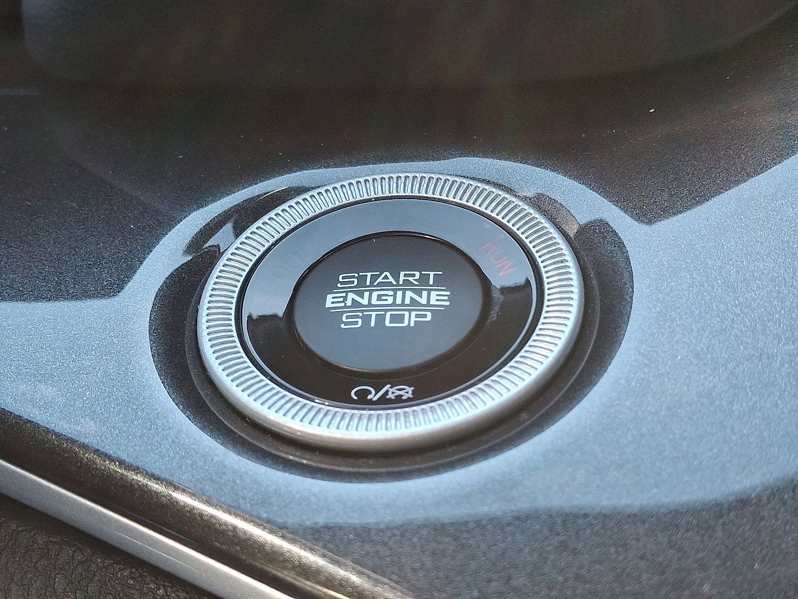 Used 2023 Jeep Grand Cherokee Altitude AWD/4WD image 26