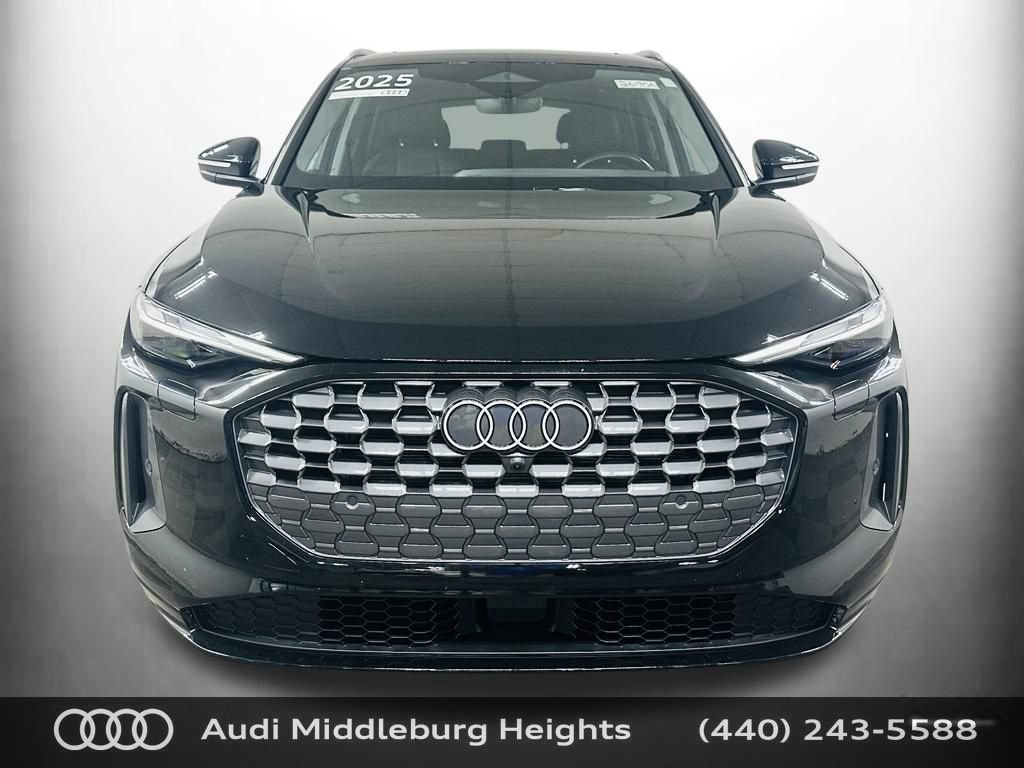 Used 2025 Audi Q5 Premium AWD/4WD image 2