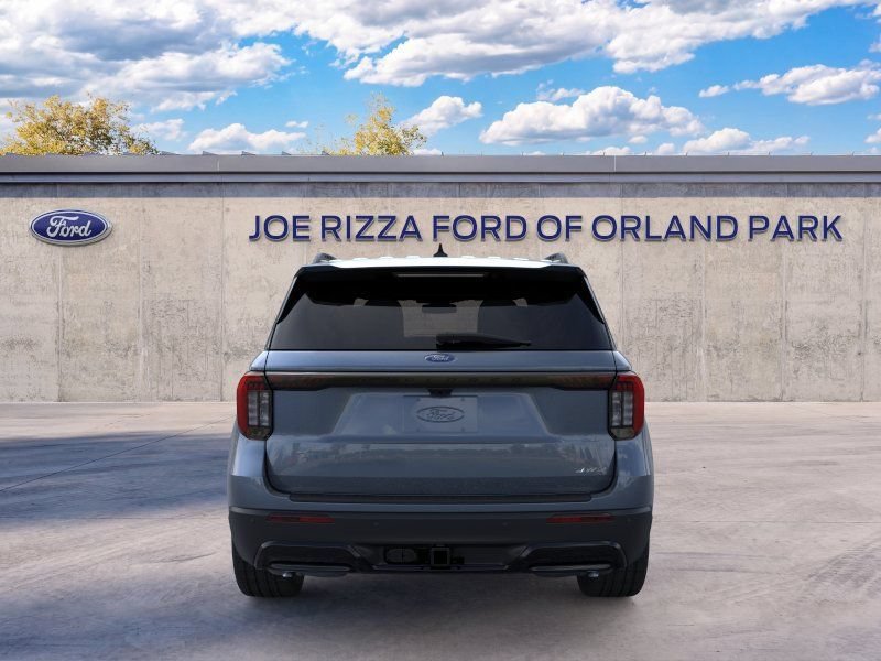 New 2026 Ford Explorer ST-Line w/ ST-Line Street Pack AWD/4WD image 5