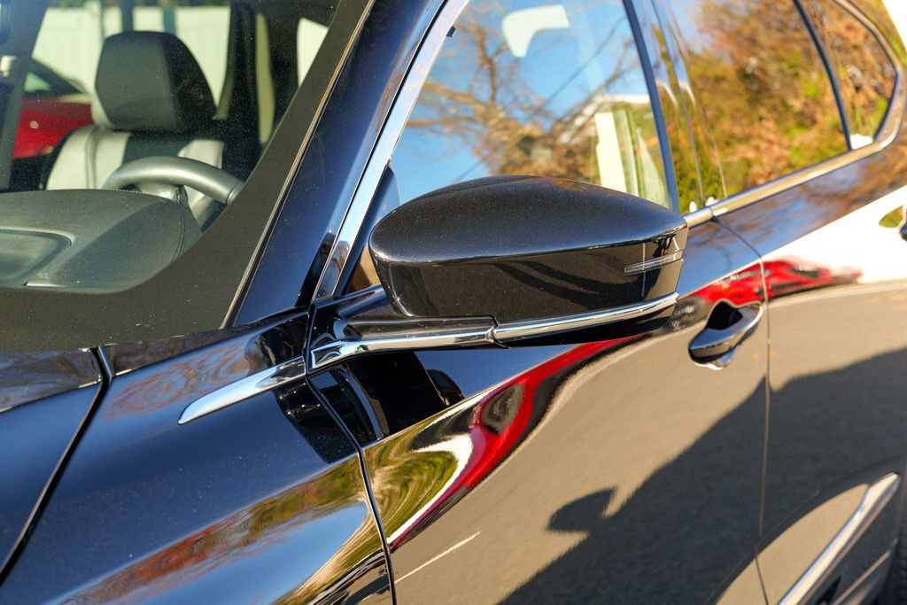 Used 2023 Acura MDX SH-AWD image 11