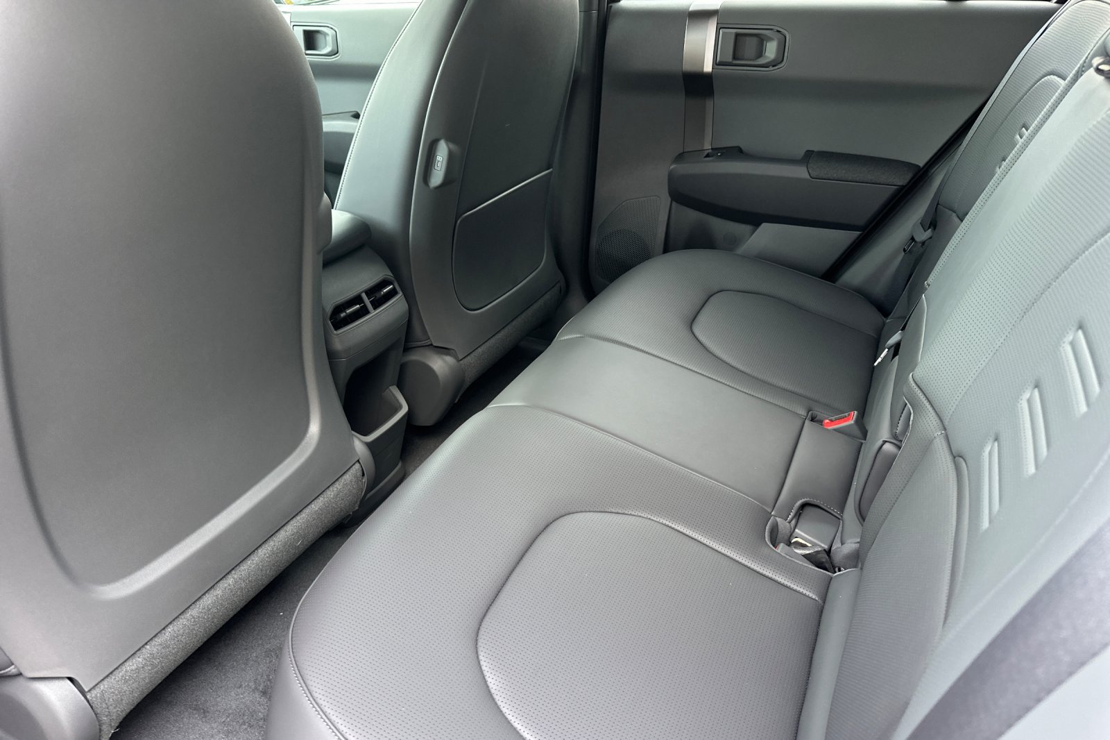 New 2027 Kia EV3 Wind FWD image 12