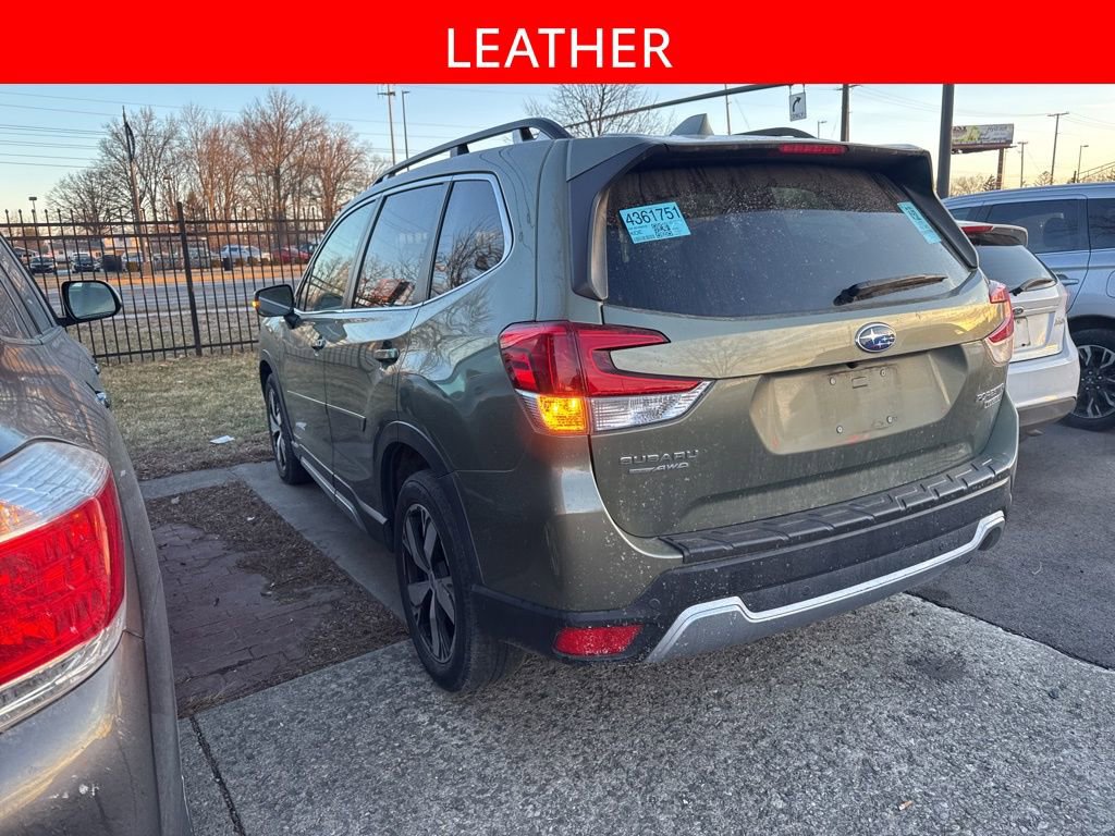 Used 2021 Subaru Forester Touring image 4