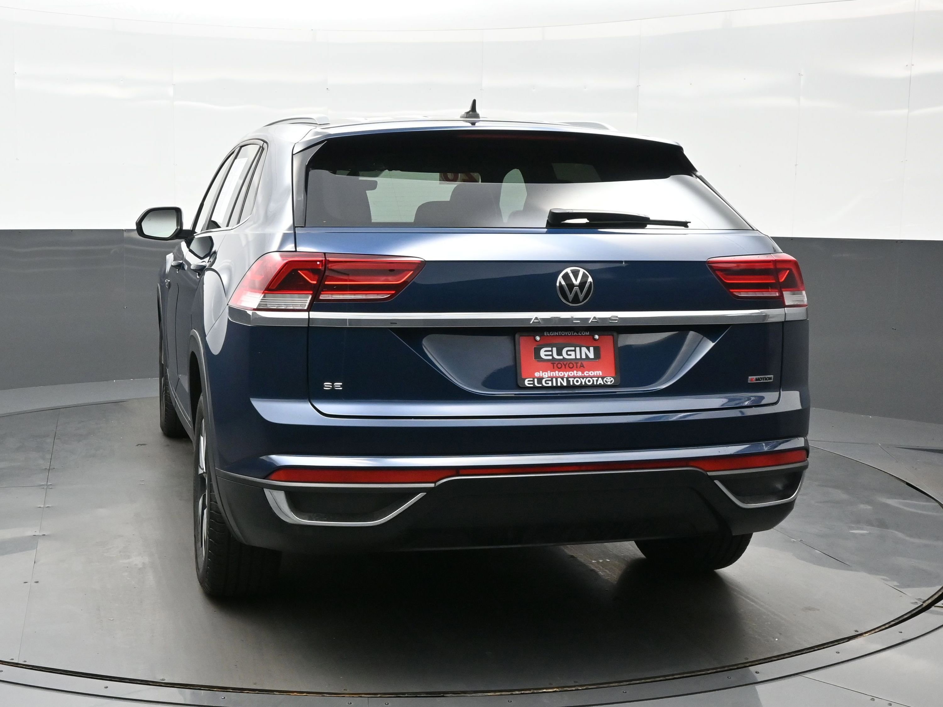 Used 2020 Volkswagen Atlas Cross Sport SE image 7