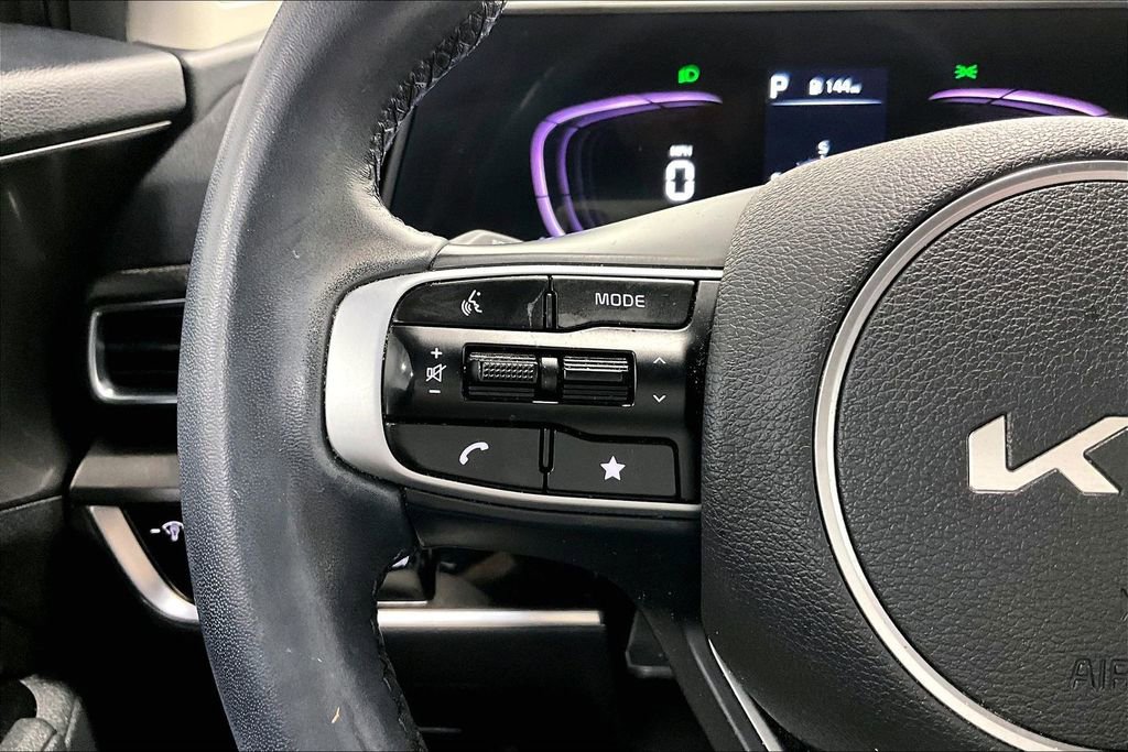 Used 2024 Kia Sportage EX image 23
