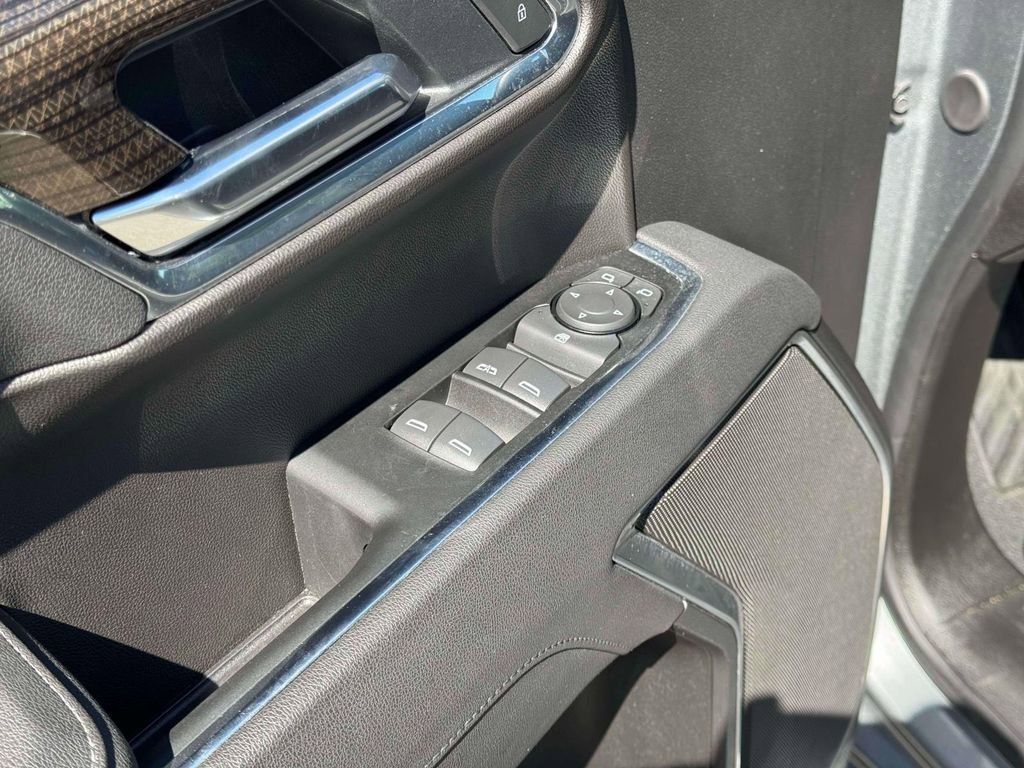 Used 2026 Chevrolet Silverado 1500 LT AWD/4WD image 18