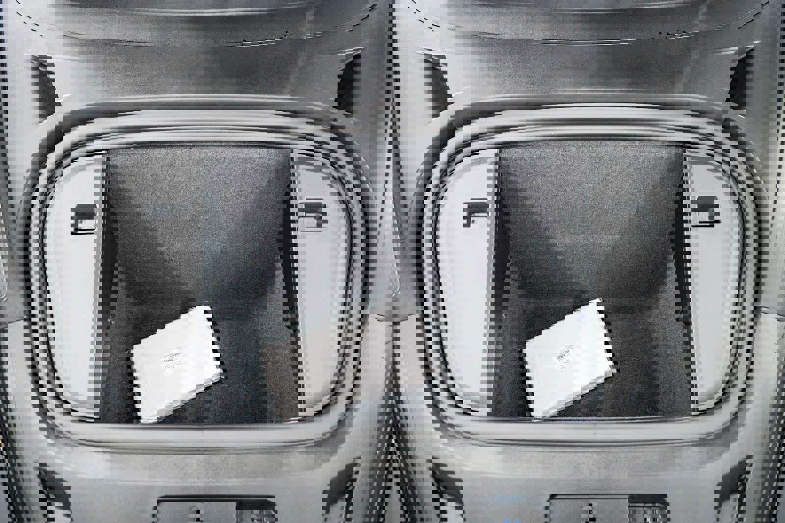 Used 2023 Porsche Taycan 4 Cross Turismo image 31