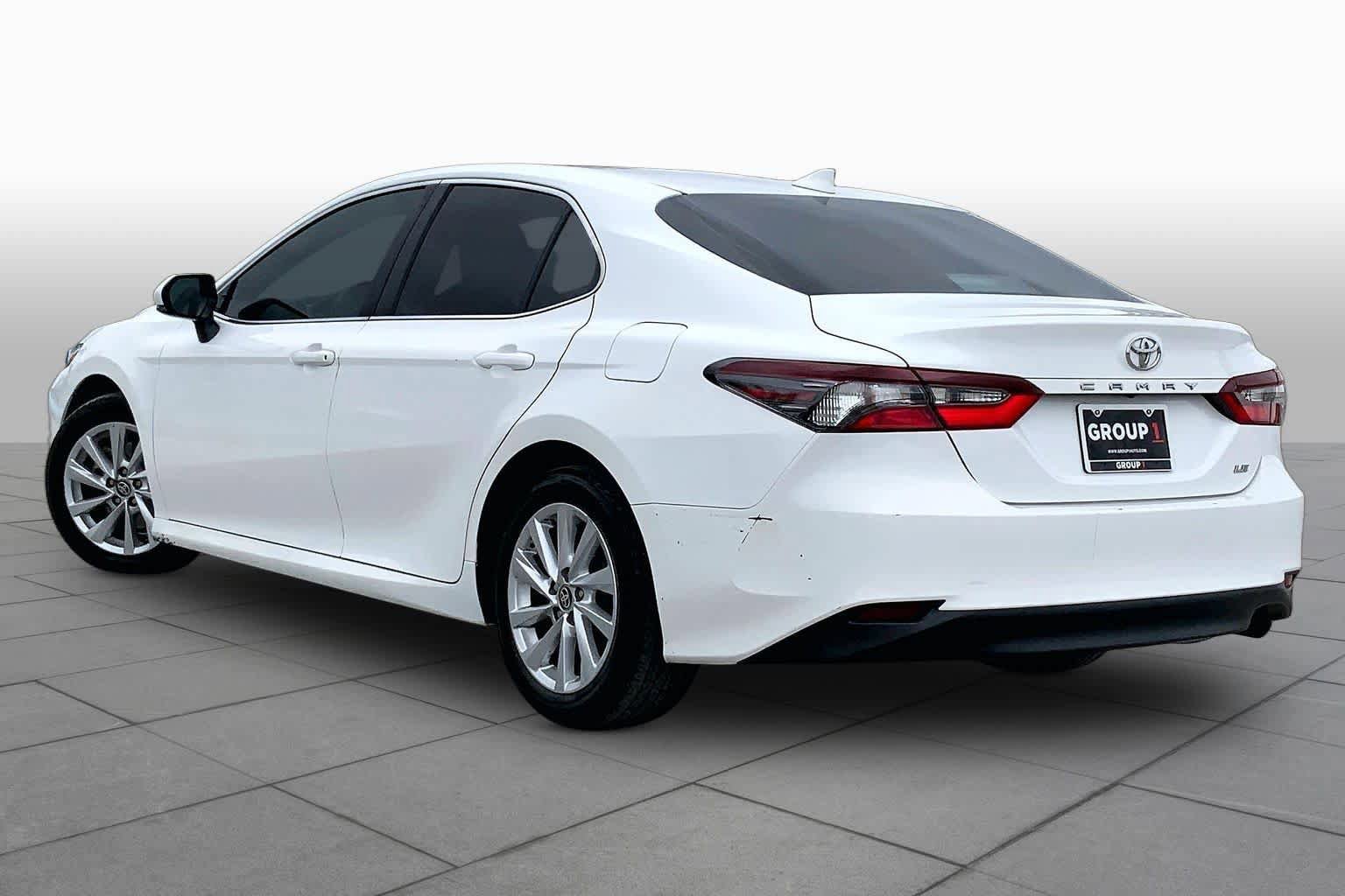 Used 2023 Toyota Camry LE w/ Convenience Package FWD image 12