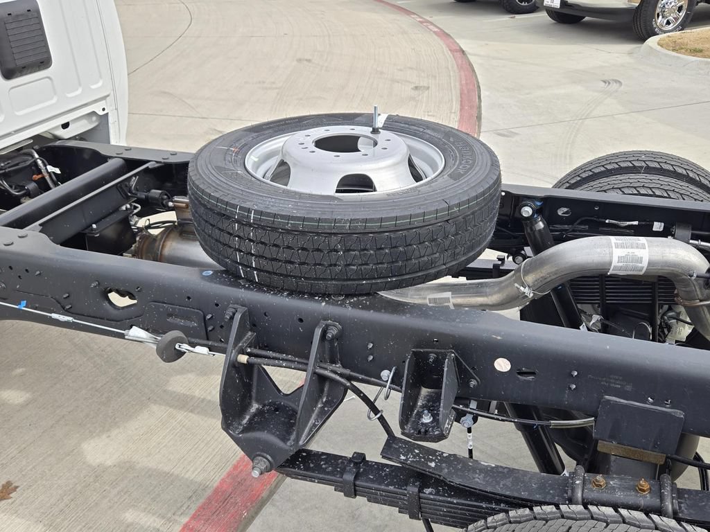 New 2026 RAM 5500 Tradesman AWD/4WD image 7