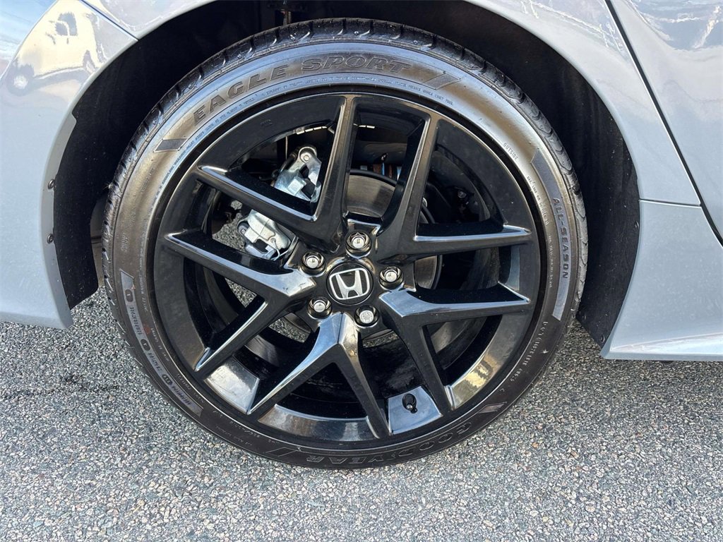 Used 2025 Honda Civic Sport image 30