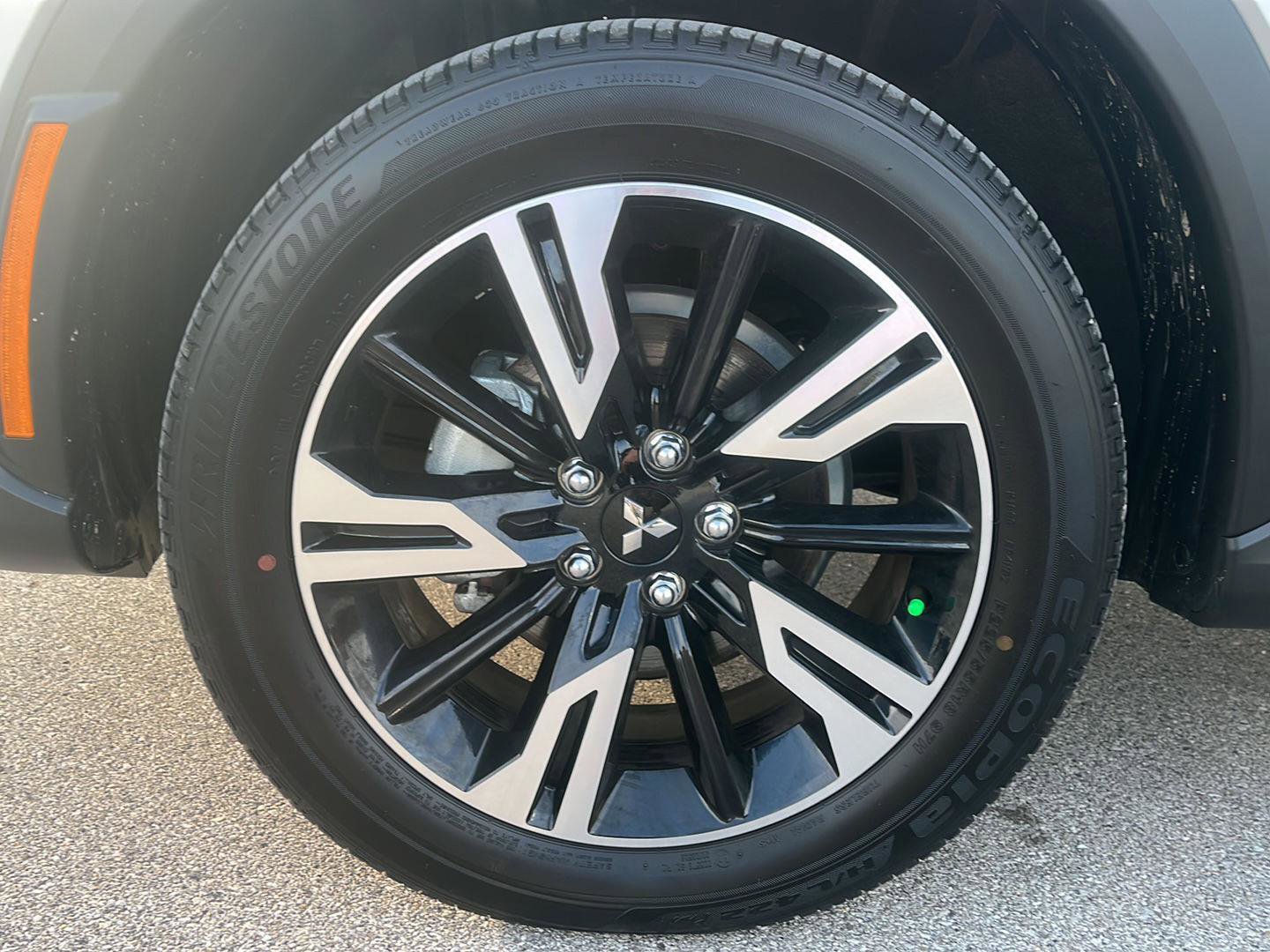 Used 2025 Mitsubishi Eclipse Cross SE image 9