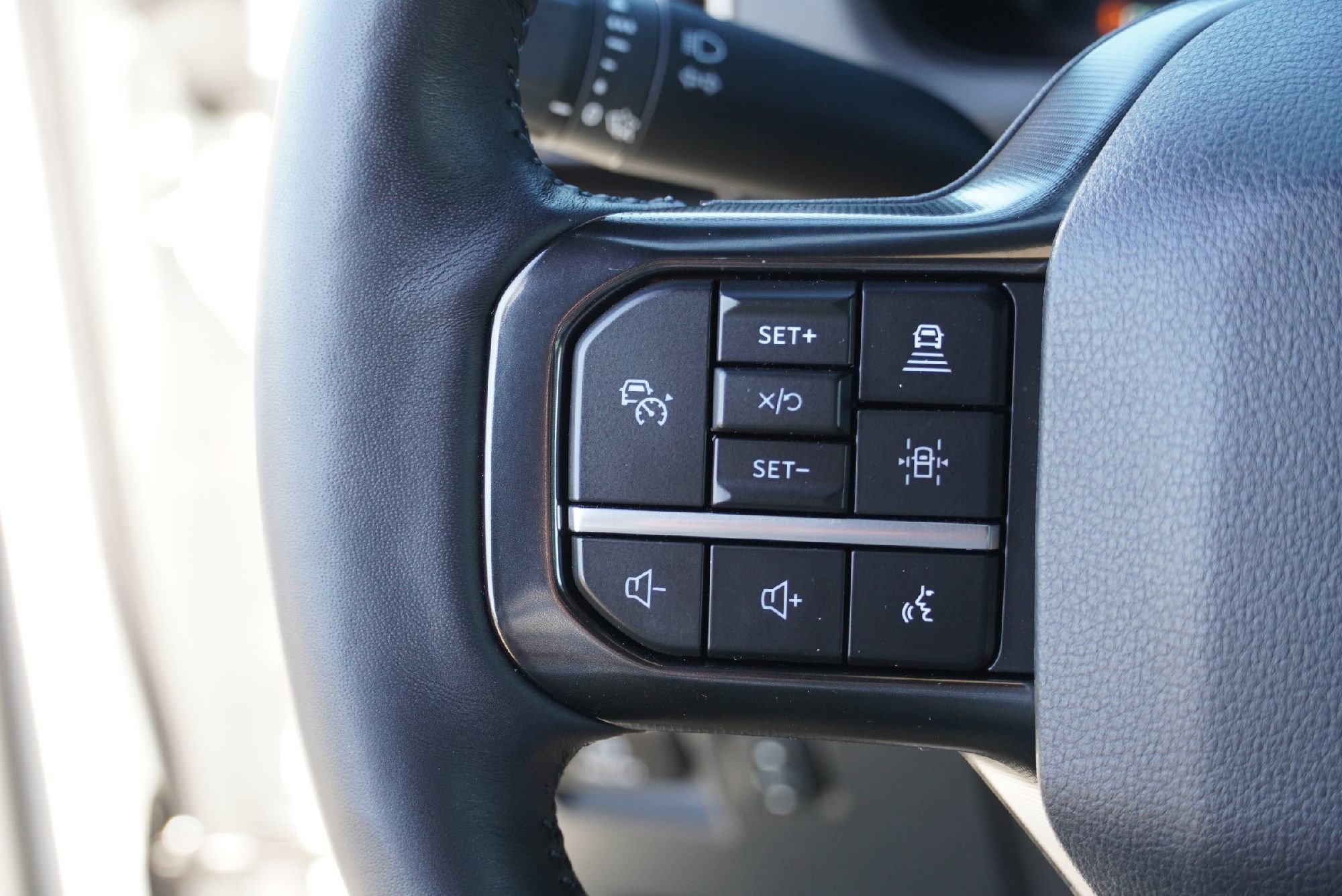 Used 2024 Ford F150 Platinum w/ Equipment Group 702A High image 24