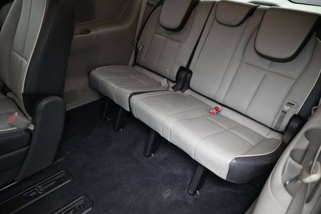 Used 2016 Kia Sedona SX FWD image 20